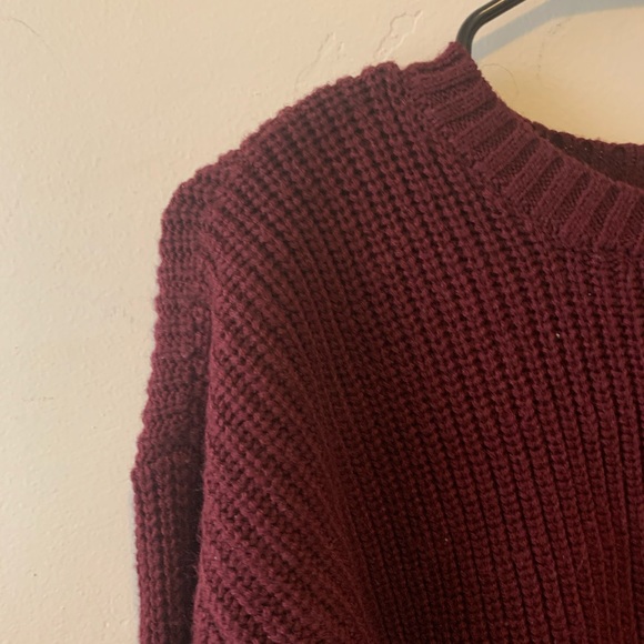 Forever 21 - Knit Sweater - Picture 2 of 3